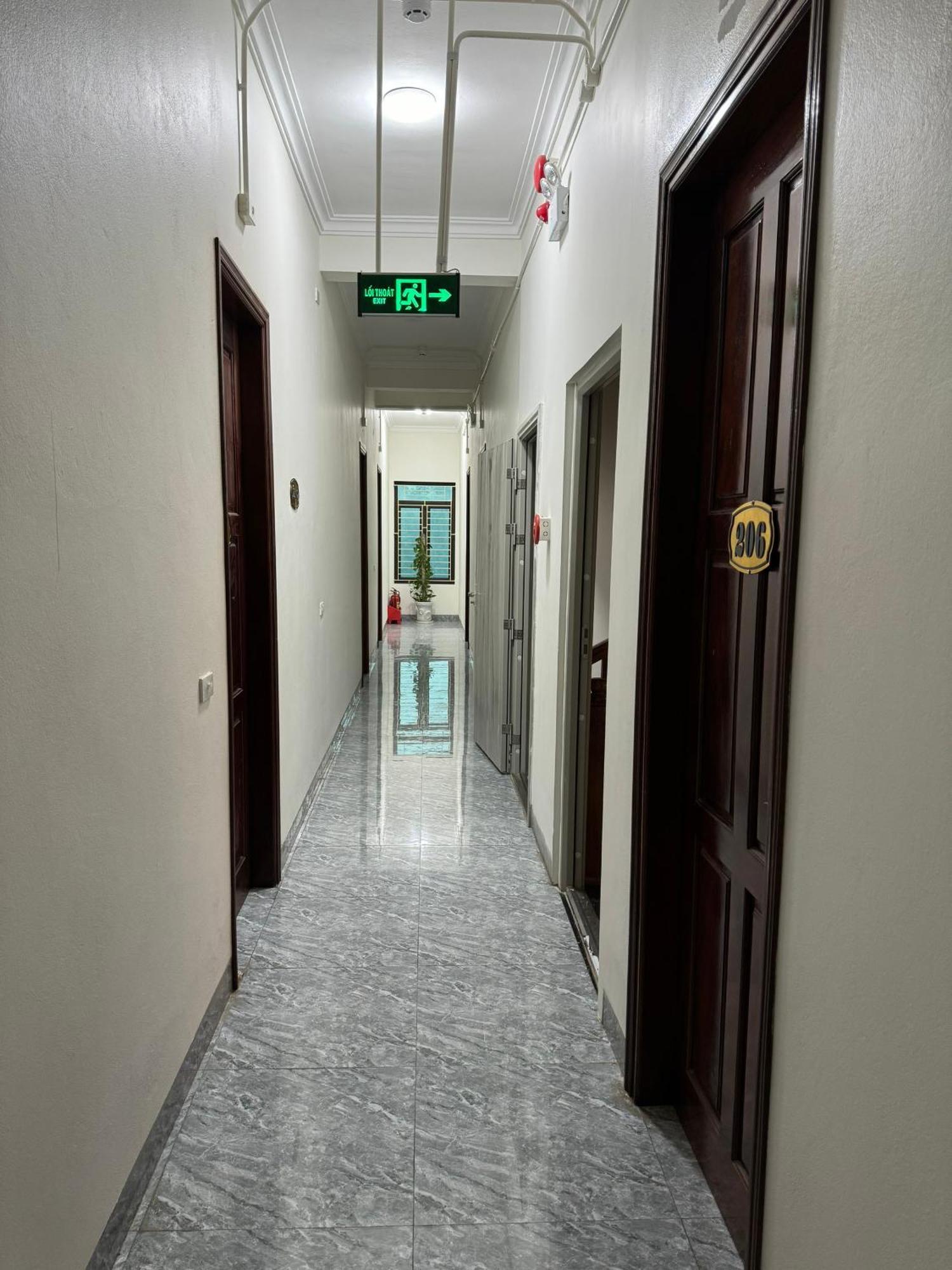 Hotel Minh Thang Nho Quan 外观 照片